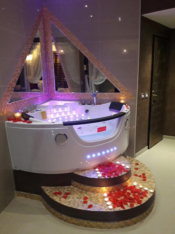 Le Love Spa Lyon Bagian luar foto