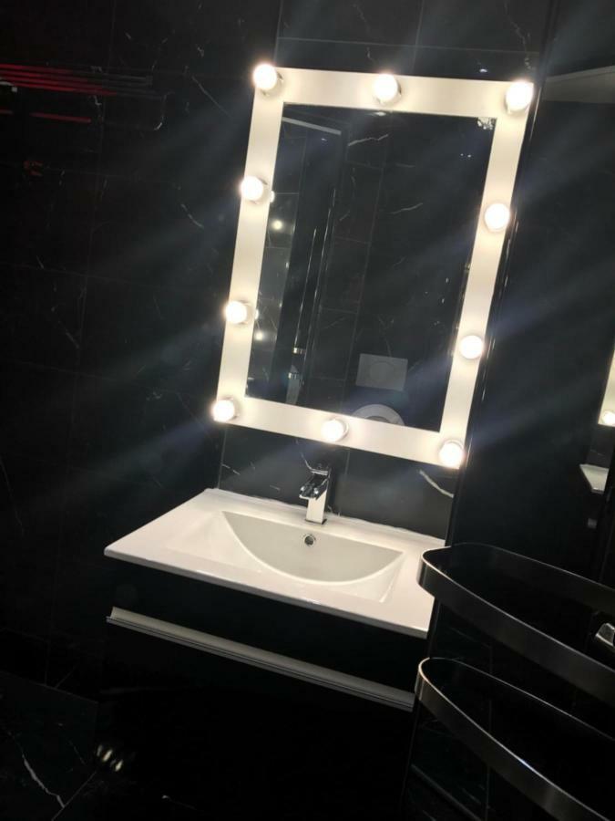 Le Love Spa Lyon Bagian luar foto