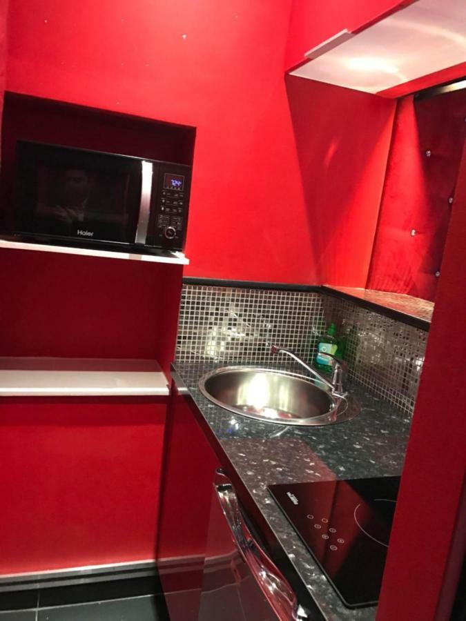Le Love Spa Lyon Bagian luar foto