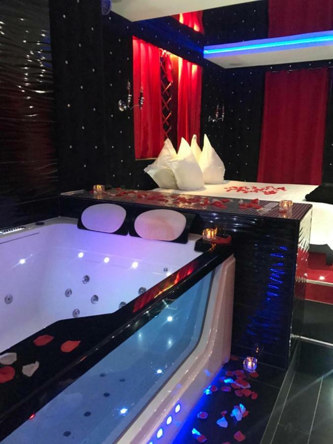 Le Love Spa Lyon Bagian luar foto